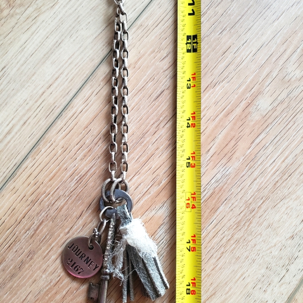 Key Necklace - Picture 7 of 8